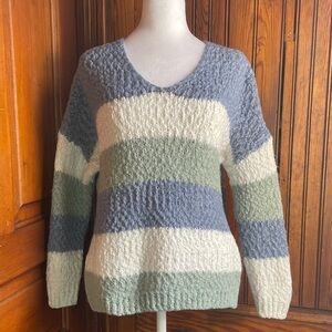 Altar’d State Cozy Knit Sweater Size L/XL Winter Staple!